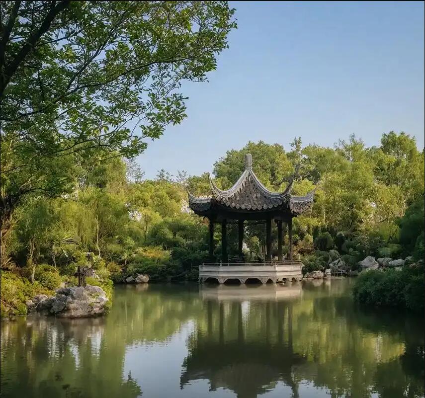 益阳狼狈餐饮有限公司